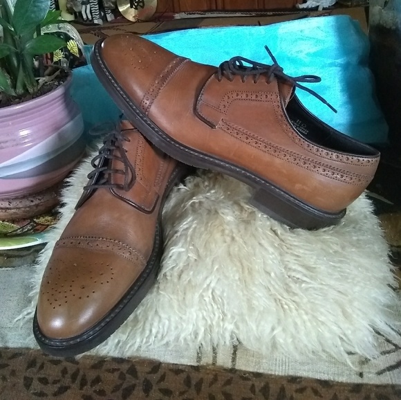 BANANA REPUBLIC MENS CAP TOE WING TIP OXFORDS - Picture 5 of 5